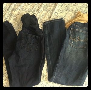 Size medium maternity jeans.